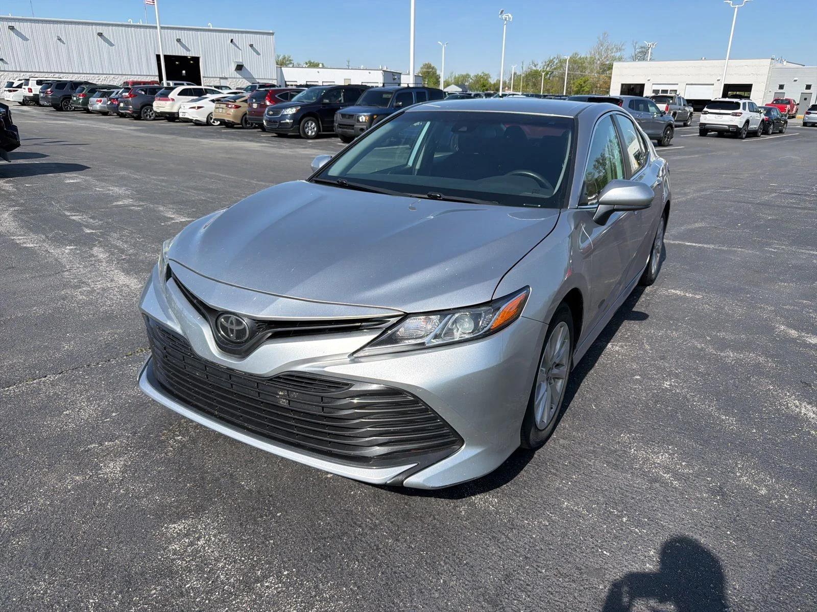 toyota camry 2019 4T1B11HK0KU769316 image toyota camry 2019 4T1B11HK0KU769316 image
