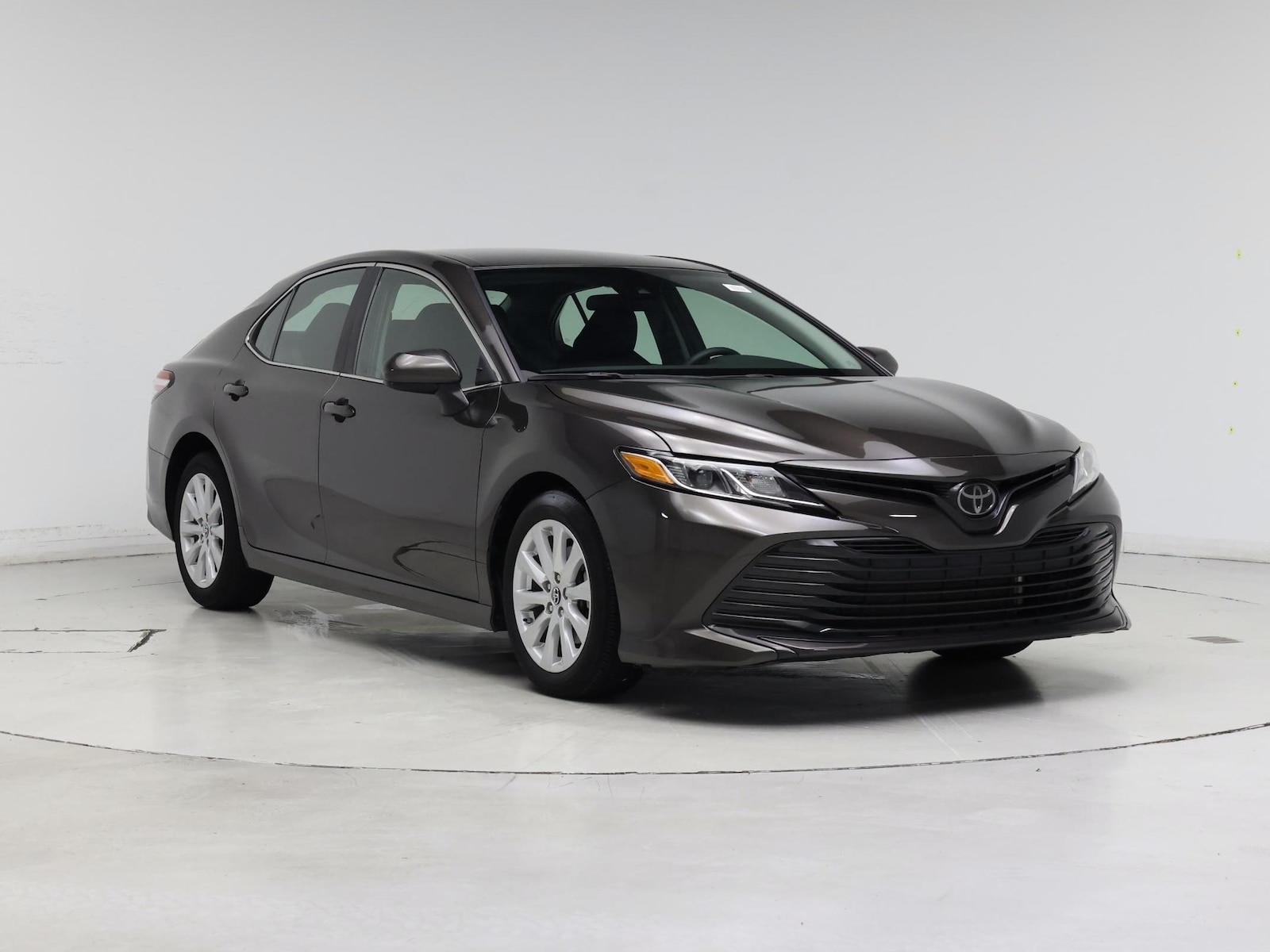 toyota camry 2019 4T1B11HK9KU761070 image toyota camry 2019 4T1B11HK9KU761070 image