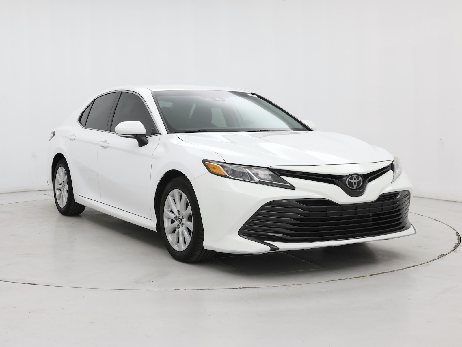 toyota camry 2019 4T1B11HK1KU786061 image toyota camry 2019 4T1B11HK1KU786061 image