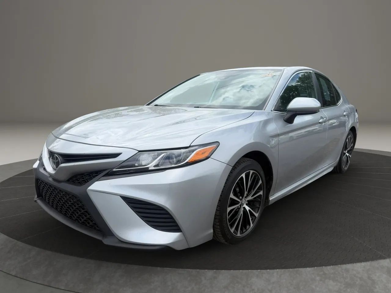 toyota camry 2019 4T1B11HK6KU832726 image toyota camry 2019 4T1B11HK6KU832726 image