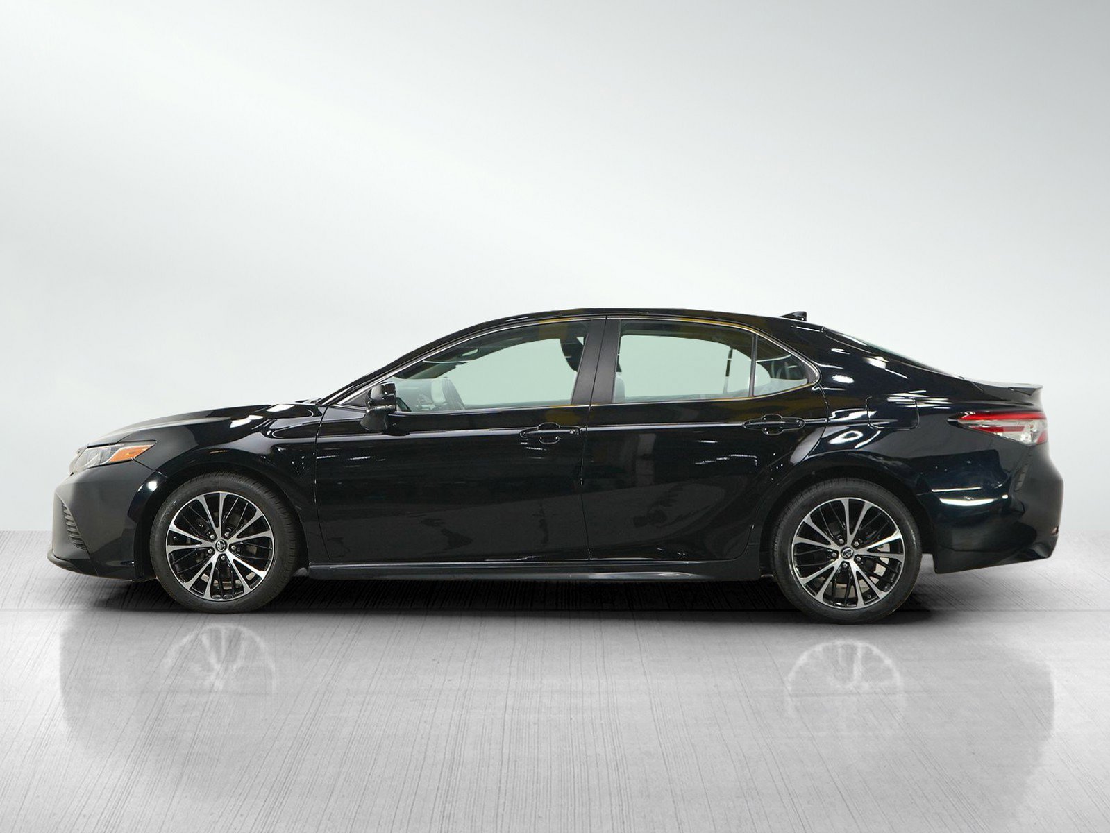 toyota camry 2019 4T1B11HK7KU741092 image toyota camry 2019 4T1B11HK7KU741092 image