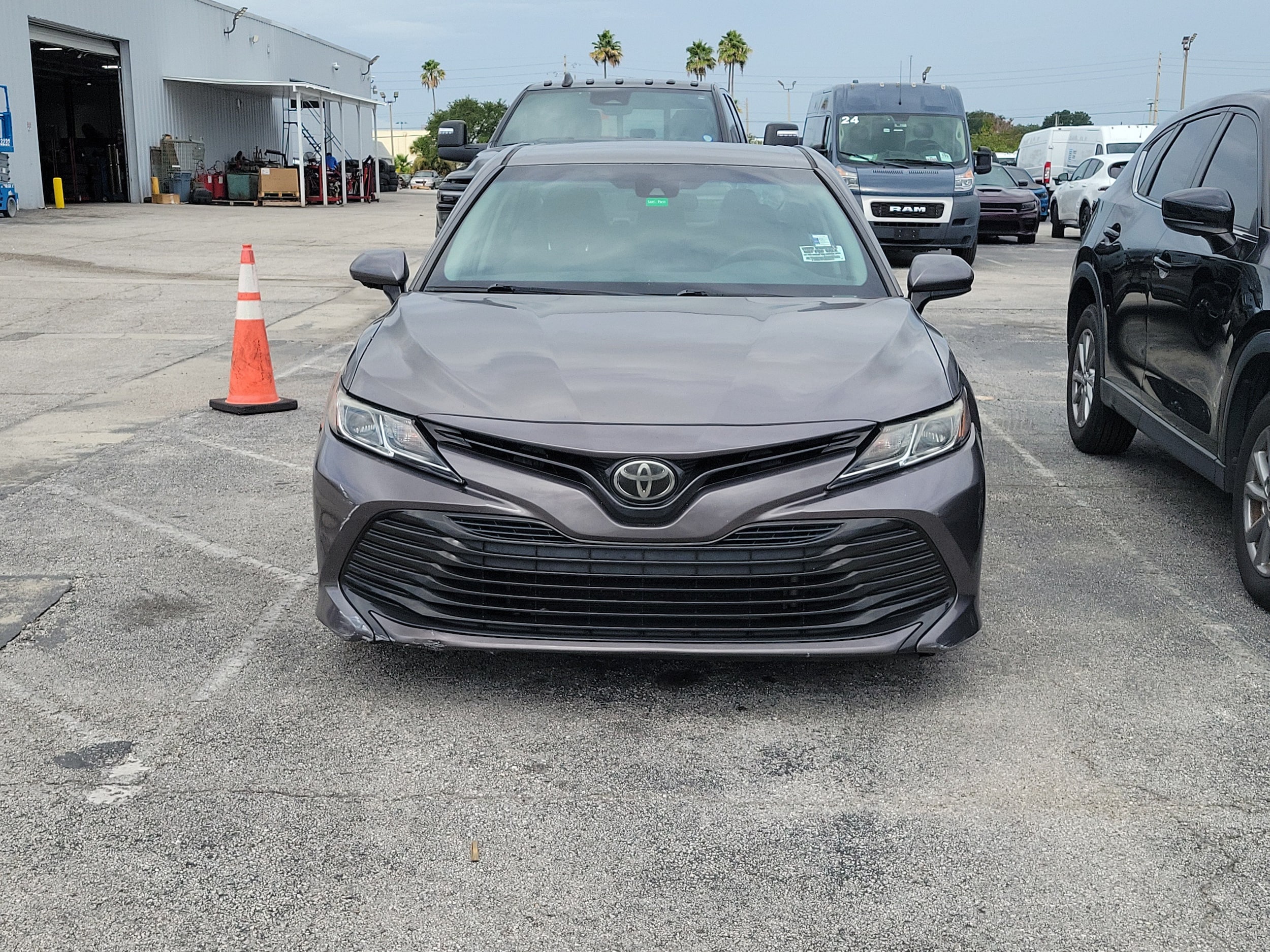 toyota camry 2018 4T1B11HK4JU505448 image toyota camry 2018 4T1B11HK4JU505448 image