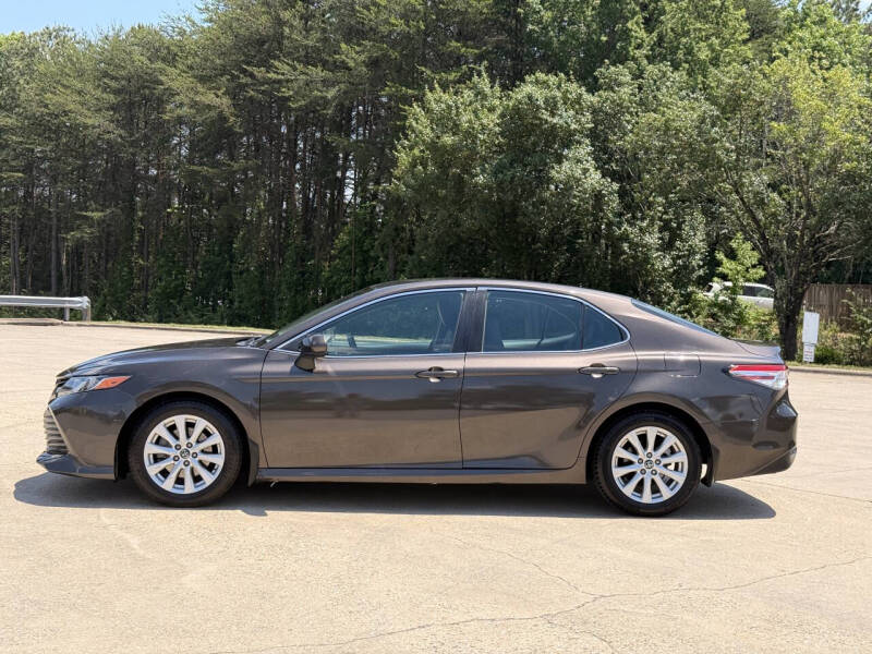 toyota camry 2018 4T1B11HK5JU079186 image toyota camry 2018 4T1B11HK5JU079186 image
