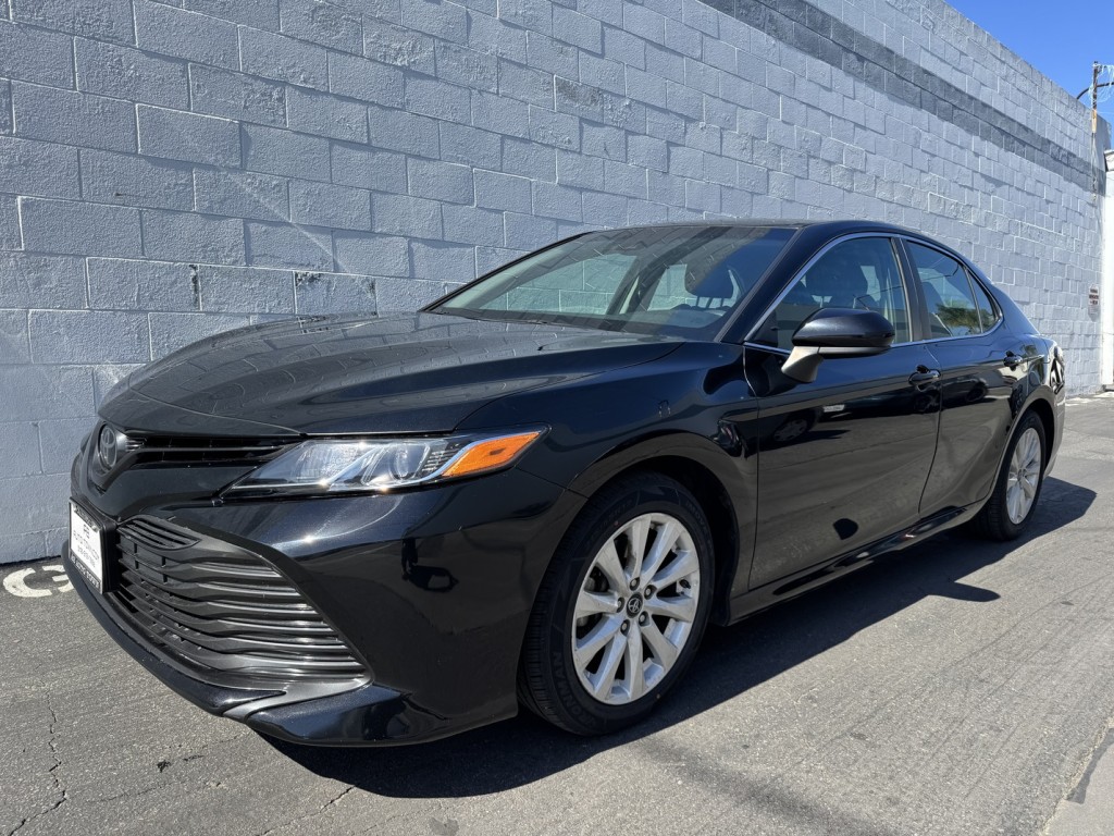 toyota camry 2018 4T1B11HK8JU636270 image toyota camry 2018 4T1B11HK8JU636270 image