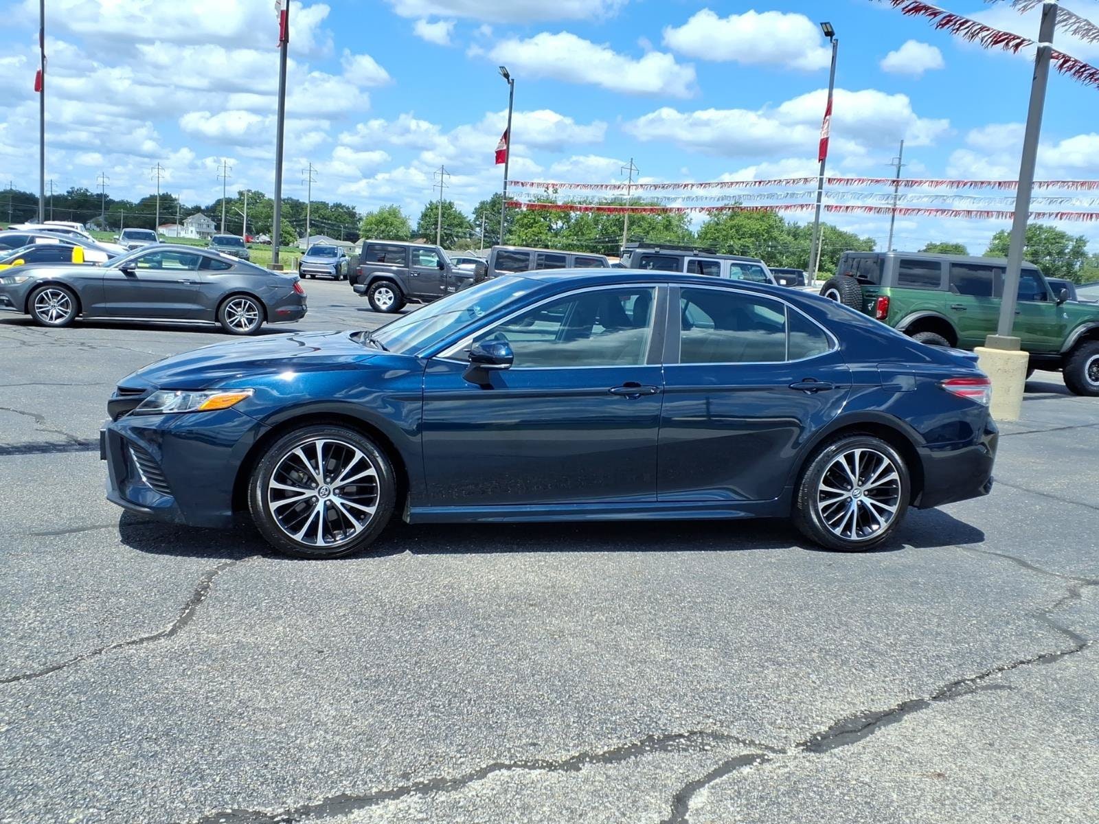 toyota camry 2018 4T1B11HK6JU629494 image toyota camry 2018 4T1B11HK6JU629494 image