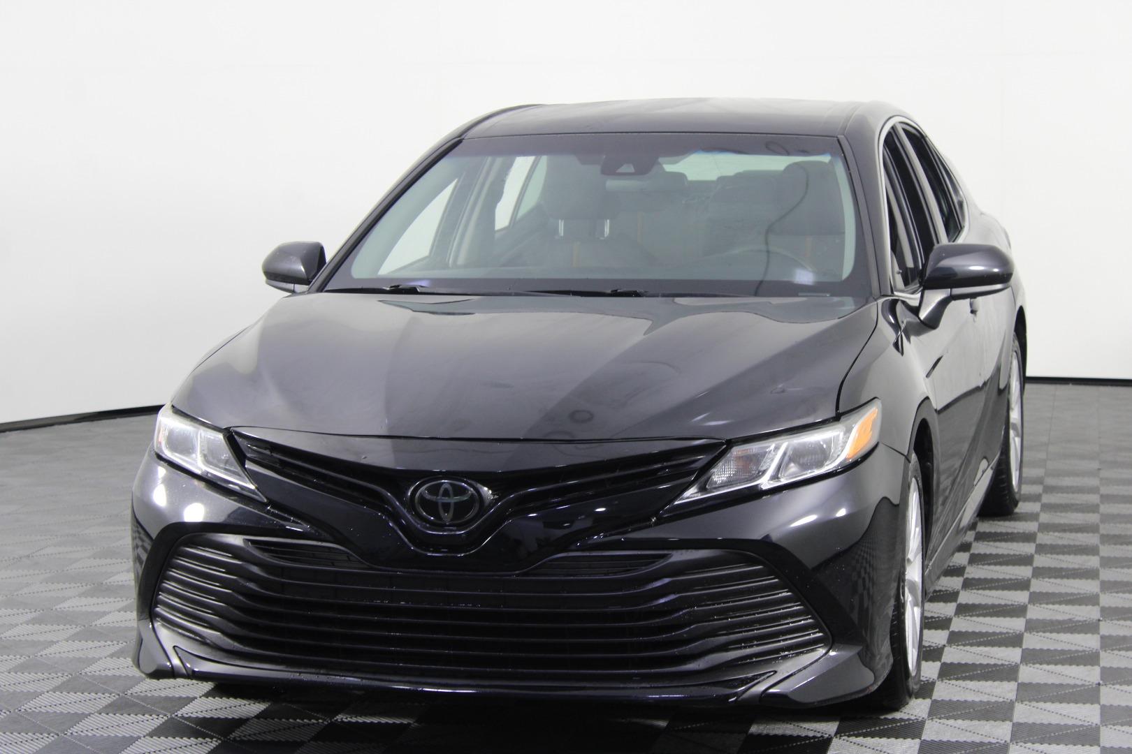 toyota camry 2018 4T1B11HK7JU077102 image toyota camry 2018 4T1B11HK7JU077102 image