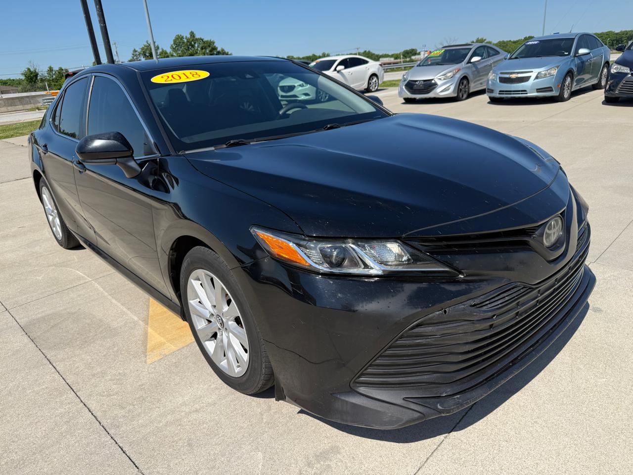 toyota camry 2018 4T1B11HK0JU114992 image toyota camry 2018 4T1B11HK0JU114992 image