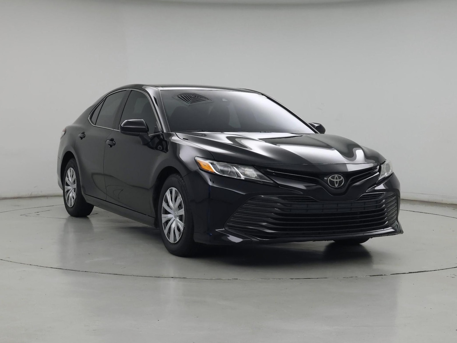 toyota camry 2018 4T1B11HK1JU620900 image toyota camry 2018 4T1B11HK1JU620900 image