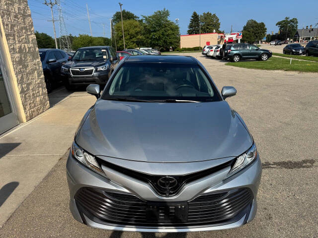 toyota camry 2018 4T1B11HK8JU074922 image toyota camry 2018 4T1B11HK8JU074922 image