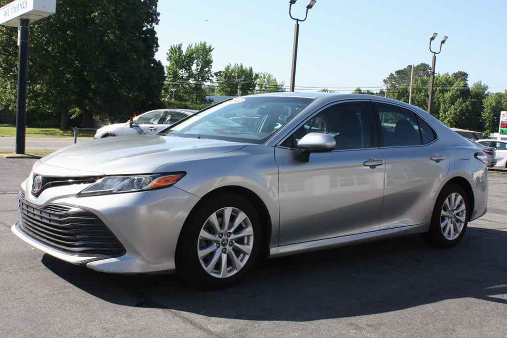 toyota camry 2018 4T1B11HK9JU002806 image toyota camry 2018 4T1B11HK9JU002806 image