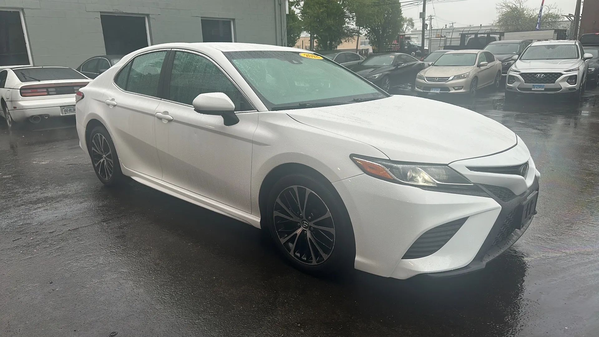 toyota camry 2018 4T1B11HK0JU118430 image toyota camry 2018 4T1B11HK0JU118430 image