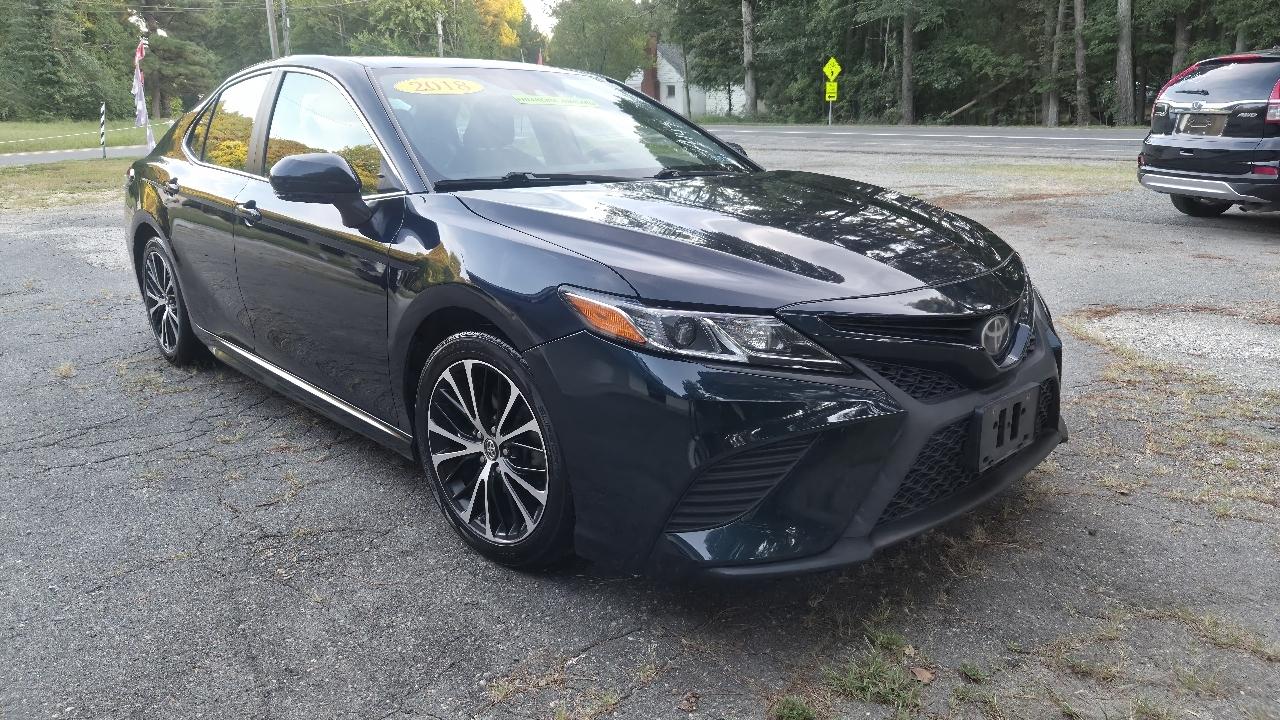 toyota camry 2018 4T1B11HKXJU572944 image toyota camry 2018 4T1B11HKXJU572944 image
