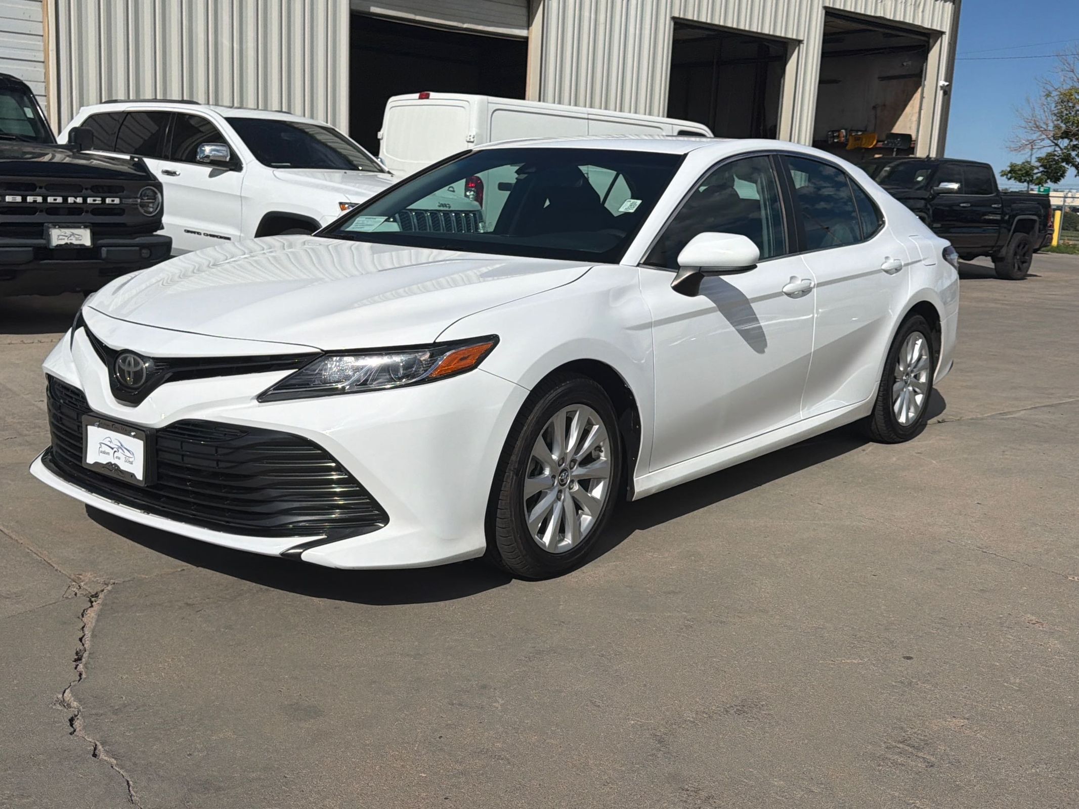 toyota camry 2018 4T1B11HK2JU523625 image toyota camry 2018 4T1B11HK2JU523625 image