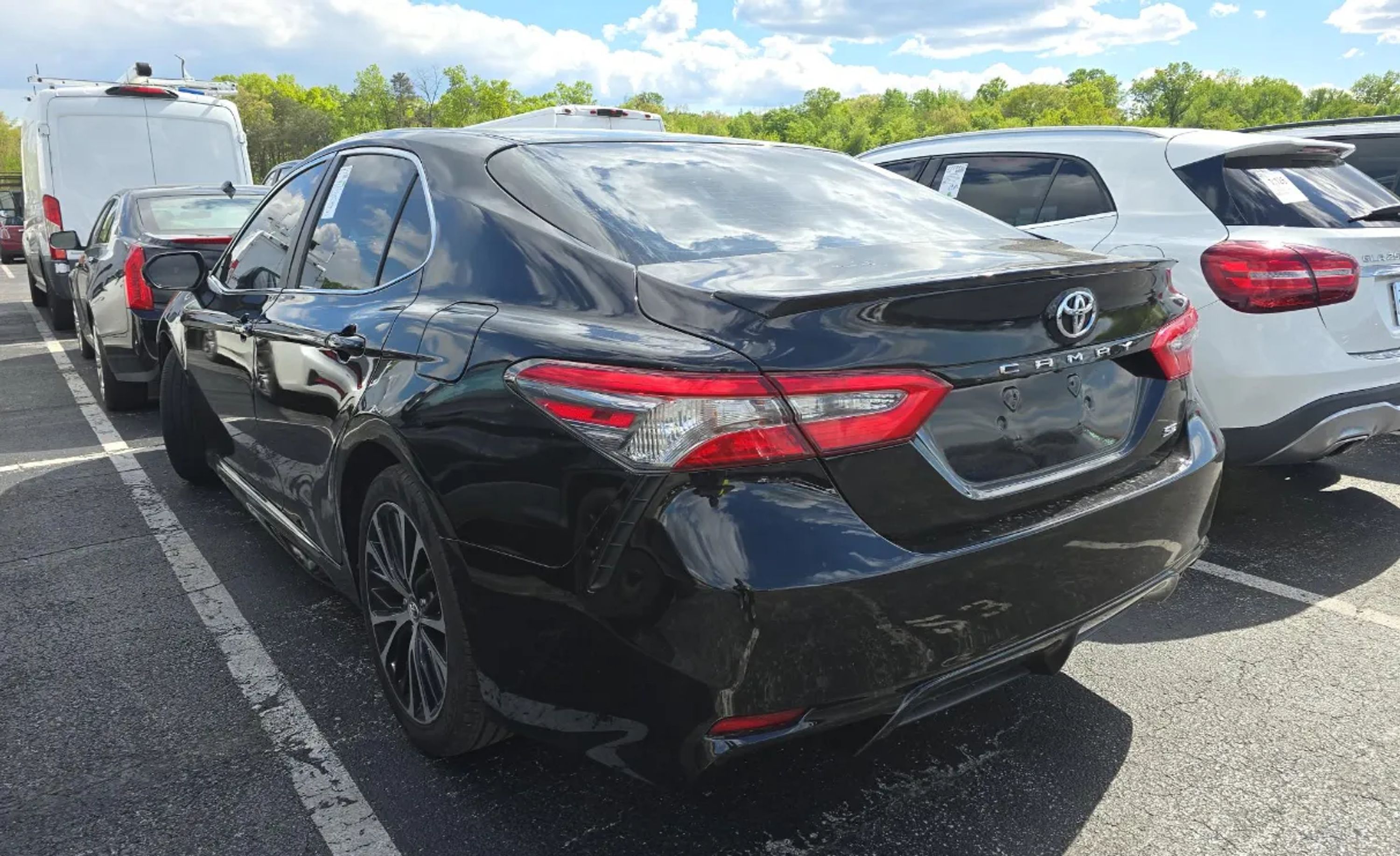 toyota camry 2018 4T1B11HK6JU044382 image toyota camry 2018 4T1B11HK6JU044382 image