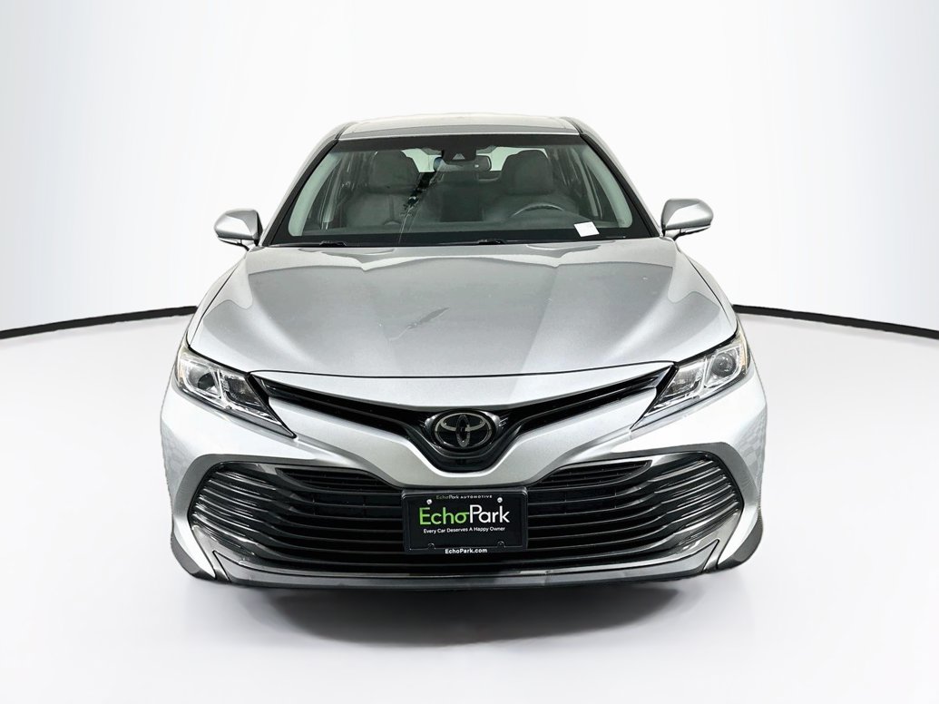 toyota camry 2018 4T1B11HK4JU138079 image toyota camry 2018 4T1B11HK4JU138079 image