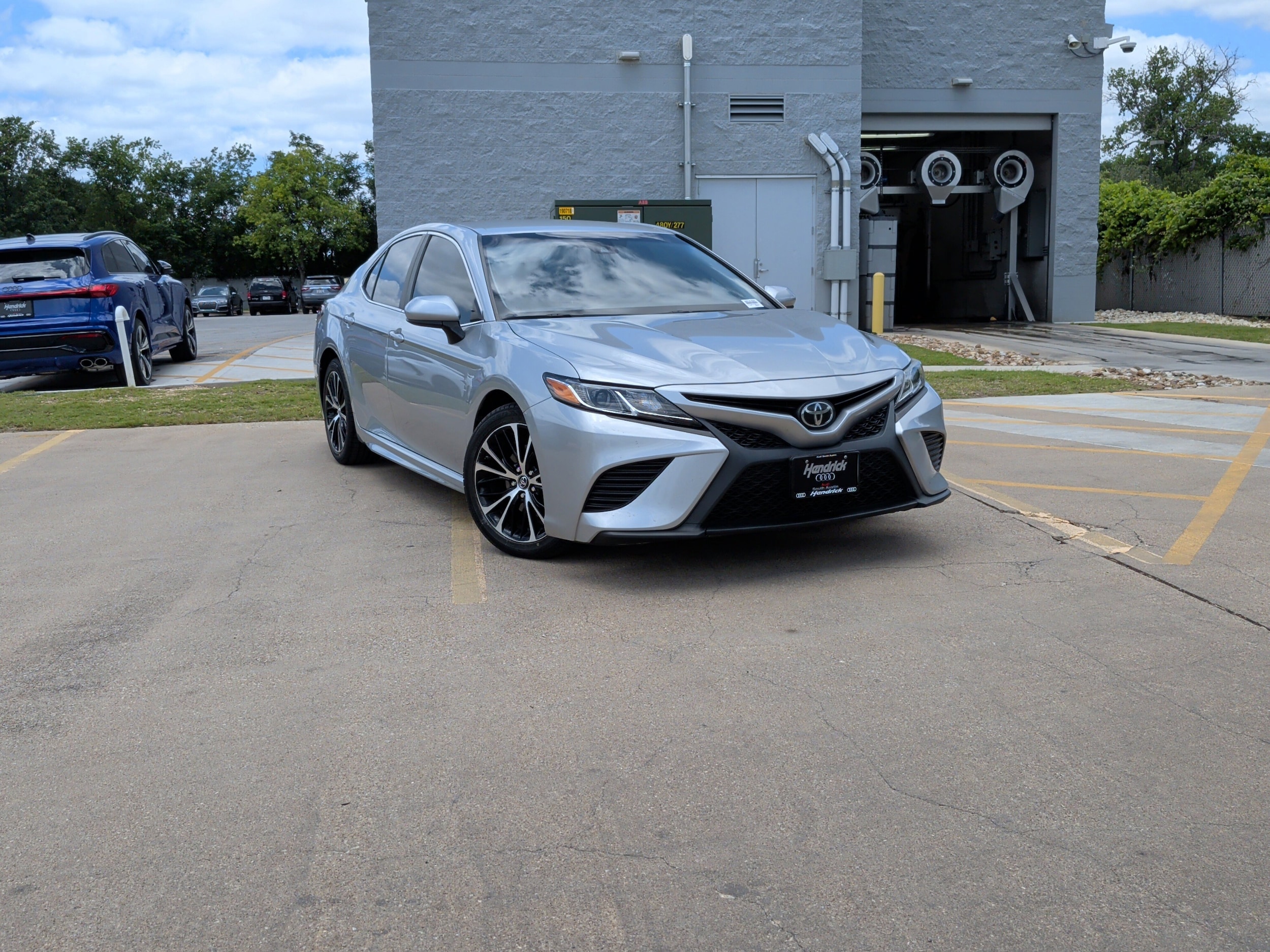 toyota camry 2018 4T1B11HK5JU039271 image toyota camry 2018 4T1B11HK5JU039271 image