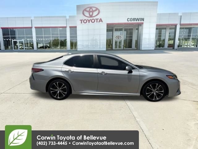 toyota camry 2018 4T1B11HK9JU103747 image toyota camry 2018 4T1B11HK9JU103747 image