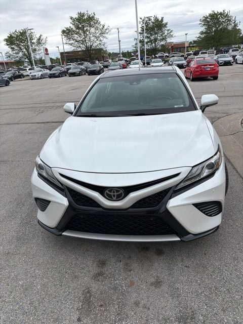 toyota camry 2018 4T1B61HK3JU091077 image toyota camry 2018 4T1B61HK3JU091077 image