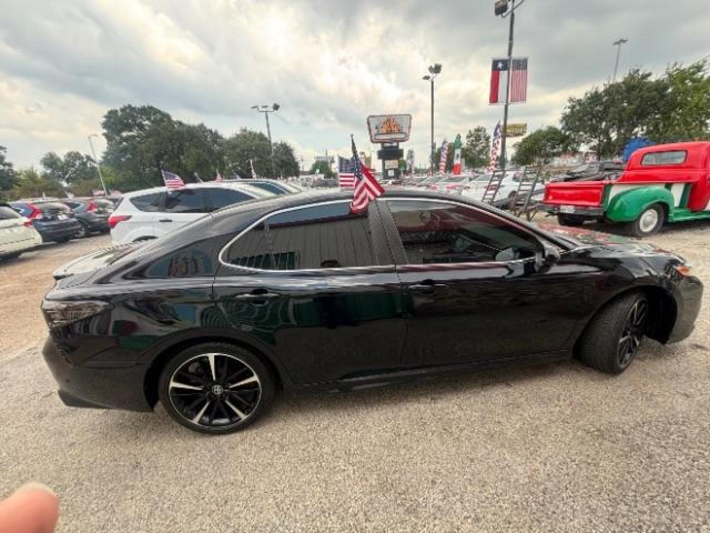 toyota camry 2018 4T1B11HK9JU544651 image toyota camry 2018 4T1B11HK9JU544651 image