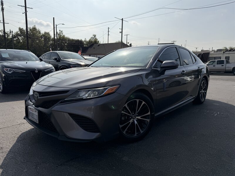 toyota camry 2018 4T1B11HK3JU587303 image toyota camry 2018 4T1B11HK3JU587303 image