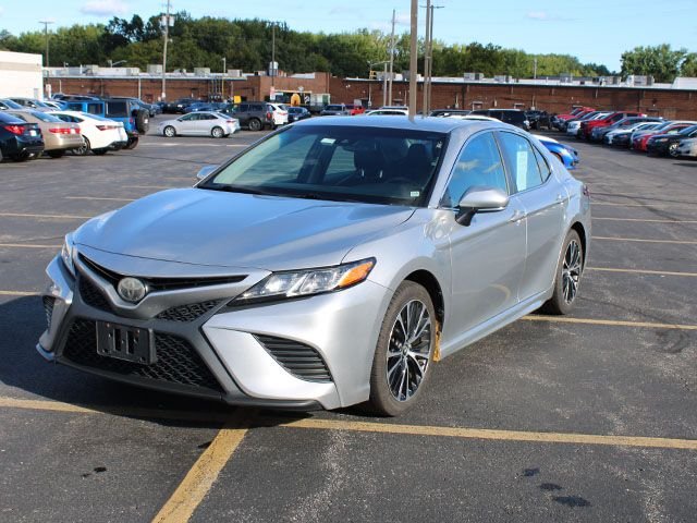 toyota camry 2018 4T1B11HK5JU563570 image toyota camry 2018 4T1B11HK5JU563570 image
