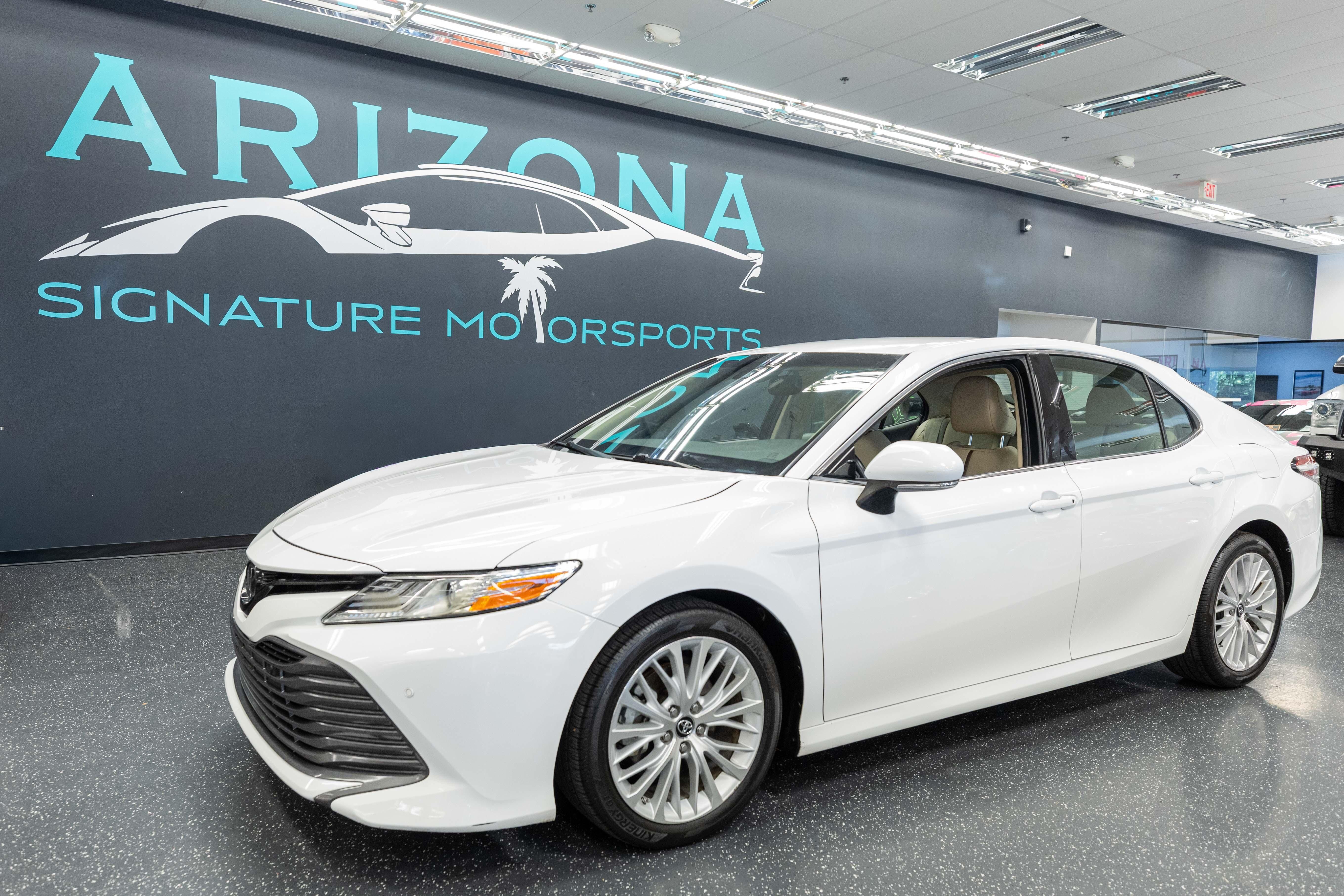 toyota camry 2018 4T1B11HK1JU049263 image toyota camry 2018 4T1B11HK1JU049263 image
