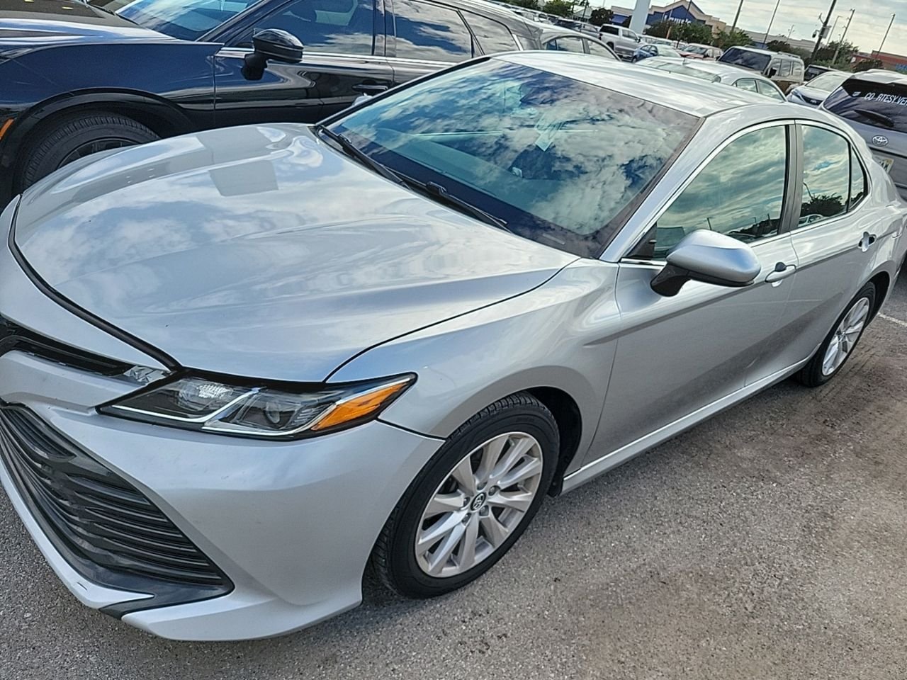 toyota camry 2018 4T1B11HK1JU136922 image toyota camry 2018 4T1B11HK1JU136922 image