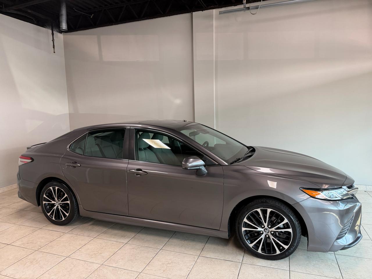toyota camry 2018 4T1B11HK9JU544147 image toyota camry 2018 4T1B11HK9JU544147 image