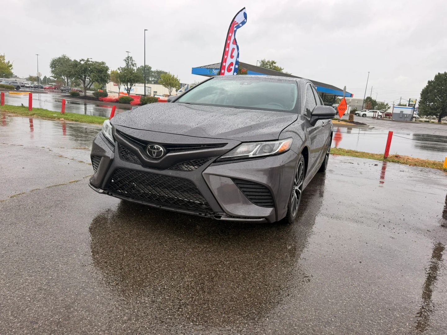 toyota camry 2018 4T1B11HKXJU081662 image toyota camry 2018 4T1B11HKXJU081662 image