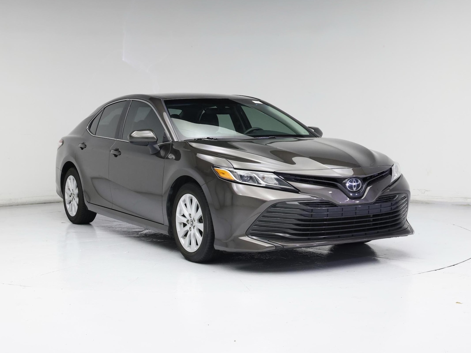 toyota camry 2018 4T1B11HK7JU142496 image toyota camry 2018 4T1B11HK7JU142496 image