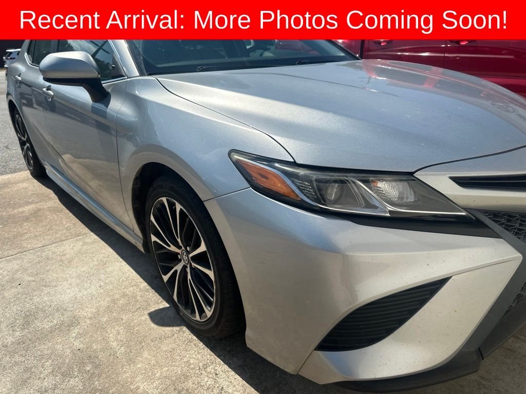 toyota camry 2018 4T1B11HKXJU076669 image toyota camry 2018 4T1B11HKXJU076669 image