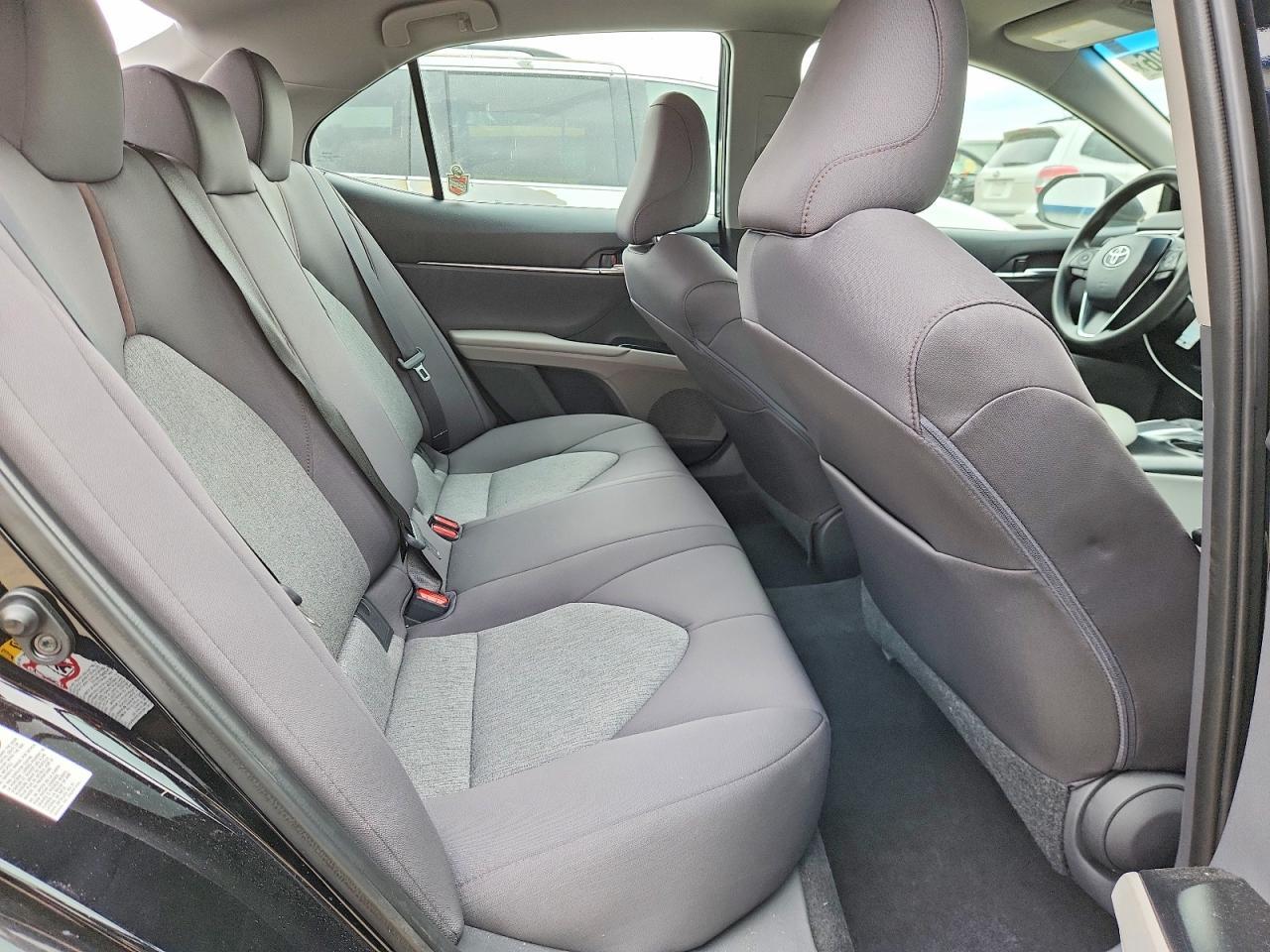 toyota camry 2018 4T1B11HK6JU596495 image toyota camry 2018 4T1B11HK6JU596495 image
