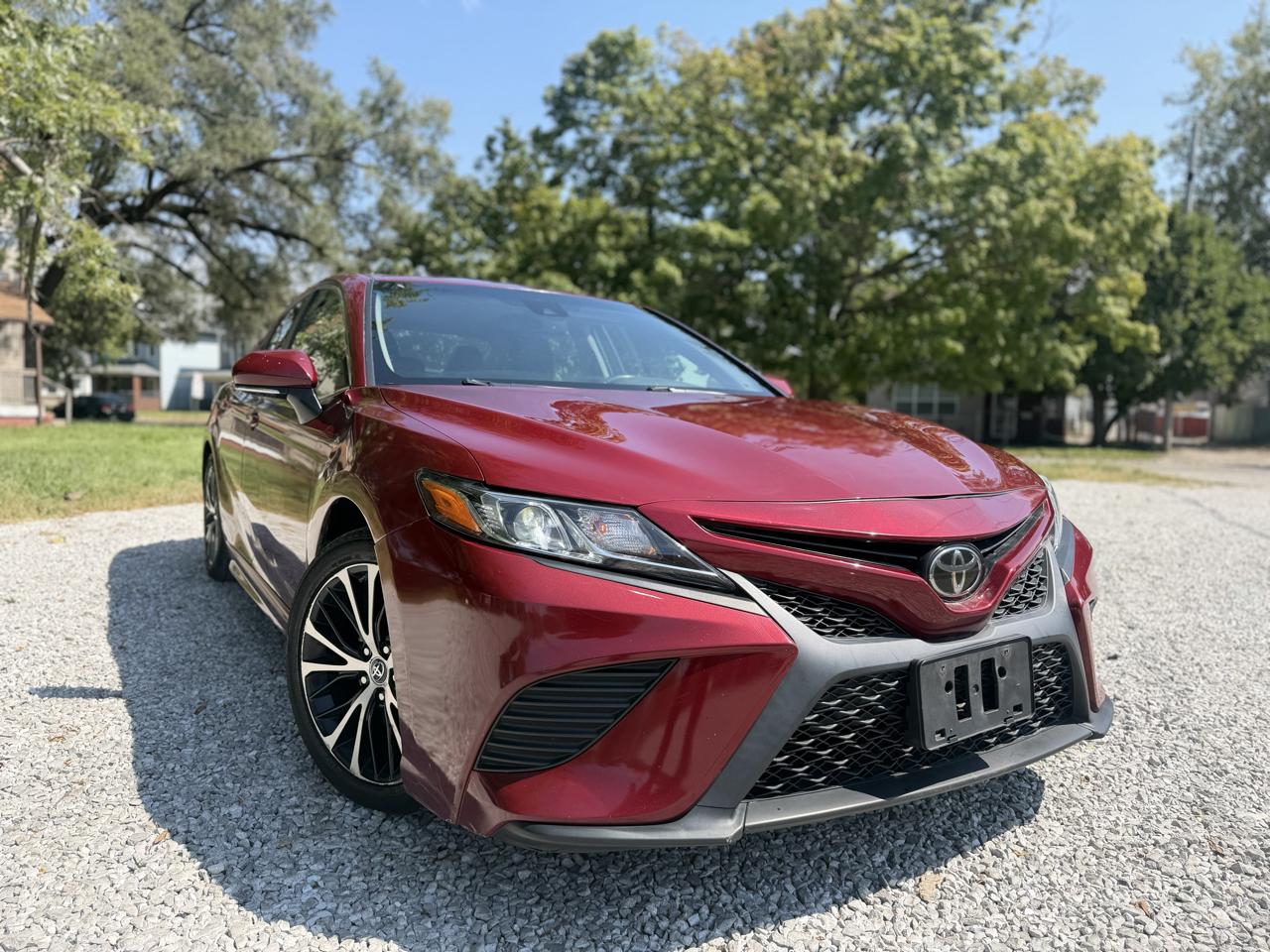 toyota camry 2018 4T1B11HK2JU541526 image toyota camry 2018 4T1B11HK2JU541526 image