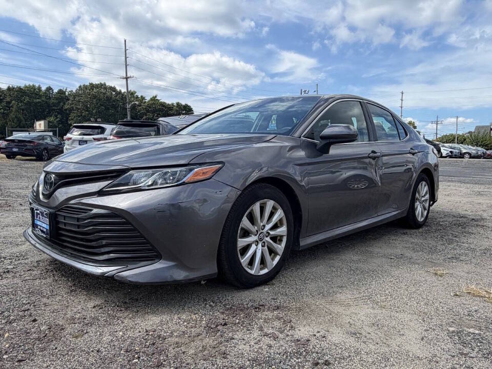 toyota camry 2018 4T1B11HK6JU010779 image toyota camry 2018 4T1B11HK6JU010779 image