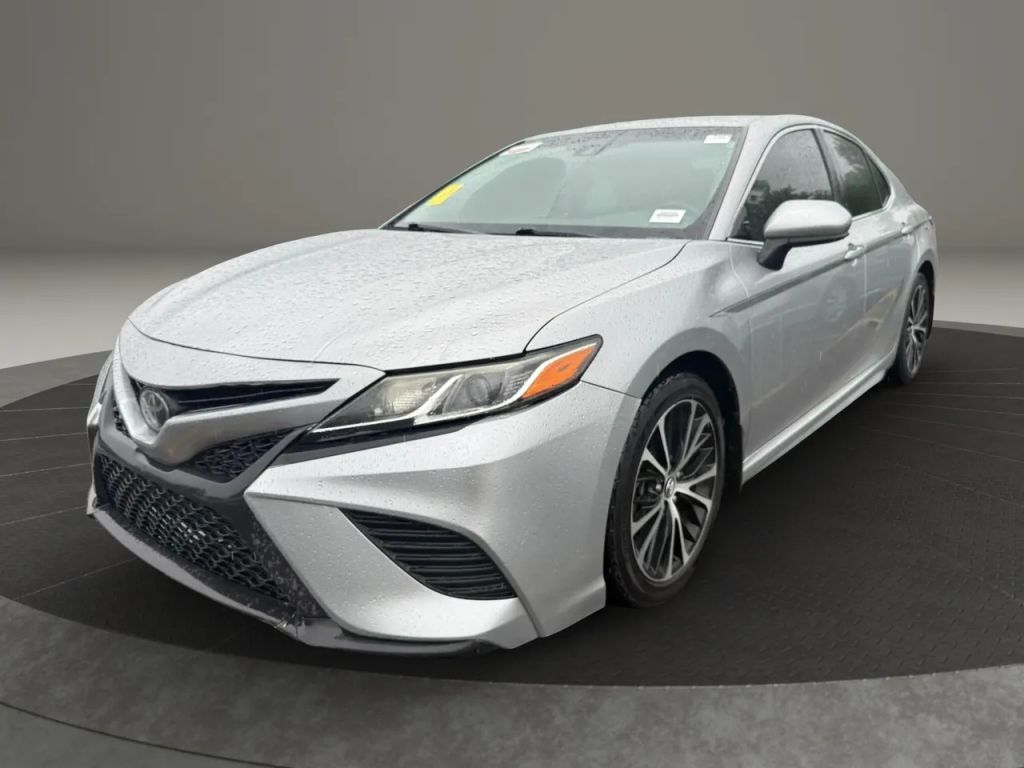 toyota camry 2018 4T1B11HK6JU595864 image toyota camry 2018 4T1B11HK6JU595864 image