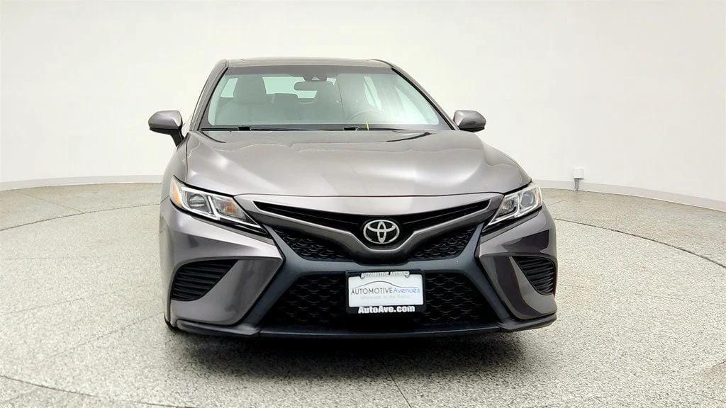 toyota camry 2018 4T1B11HK3JU134587 image toyota camry 2018 4T1B11HK3JU134587 image