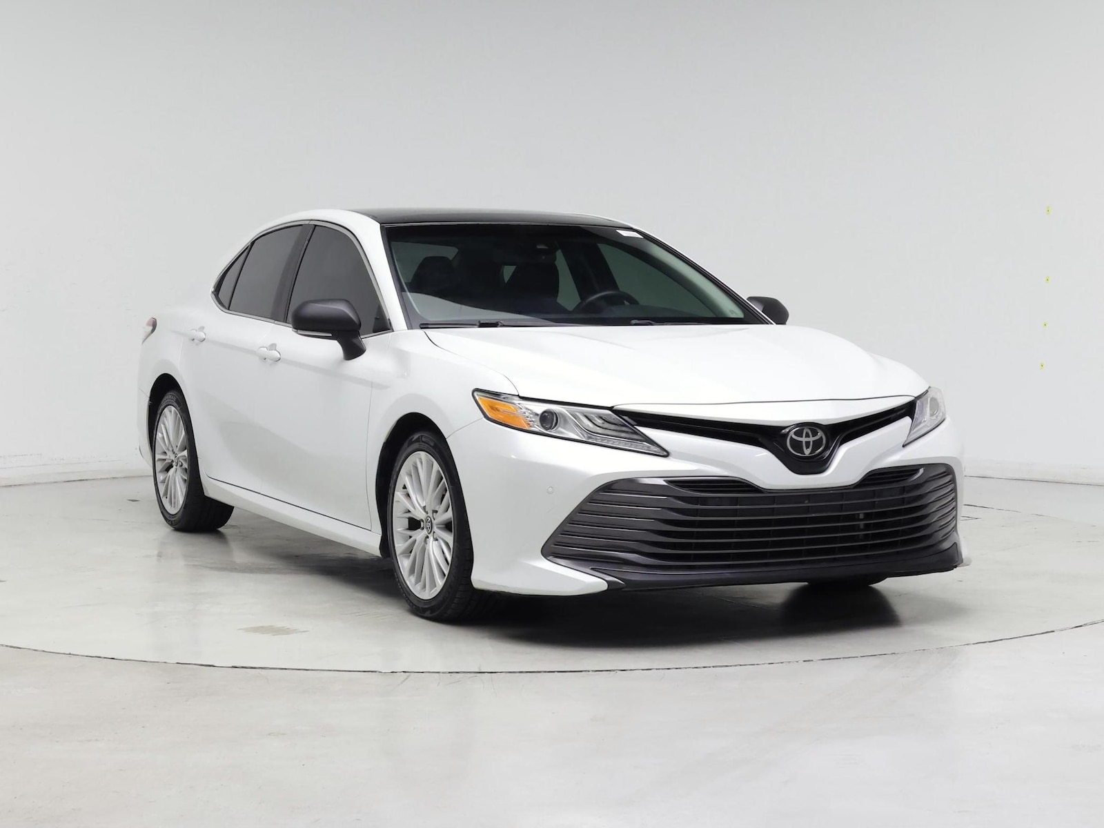 toyota camry 2018 4T1B11HK0JU063154 image toyota camry 2018 4T1B11HK0JU063154 image