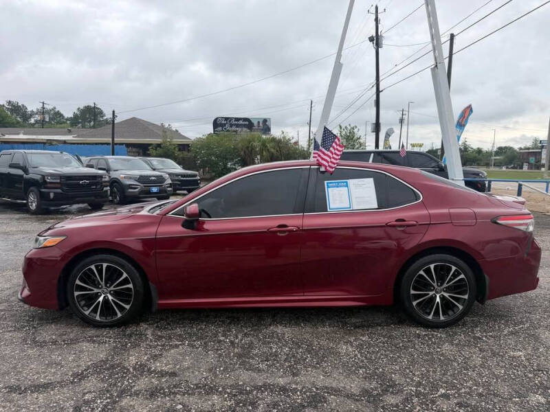 toyota camry 2018 4T1B11HKXJU641812 image toyota camry 2018 4T1B11HKXJU641812 image