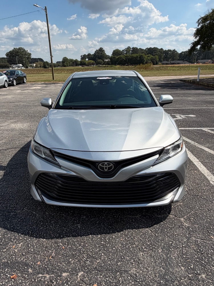 toyota camry 2018 4T1B11HK2JU013498 image toyota camry 2018 4T1B11HK2JU013498 image