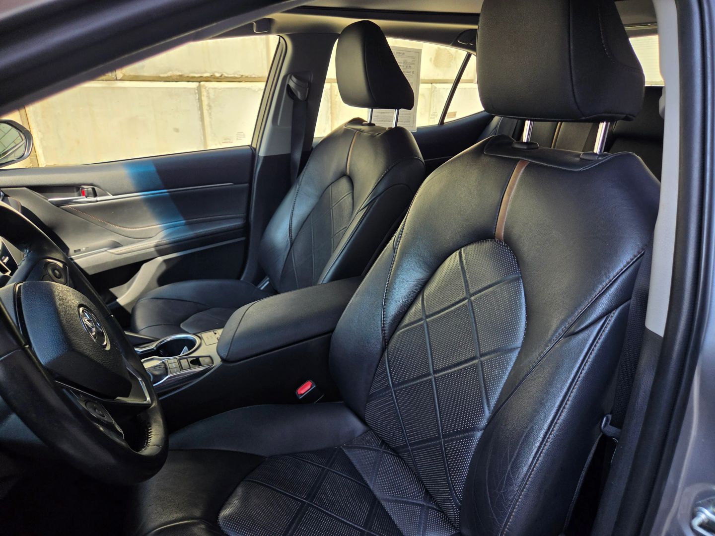 toyota camry 2018 4T1B11HKXJU147692 image toyota camry 2018 4T1B11HKXJU147692 image