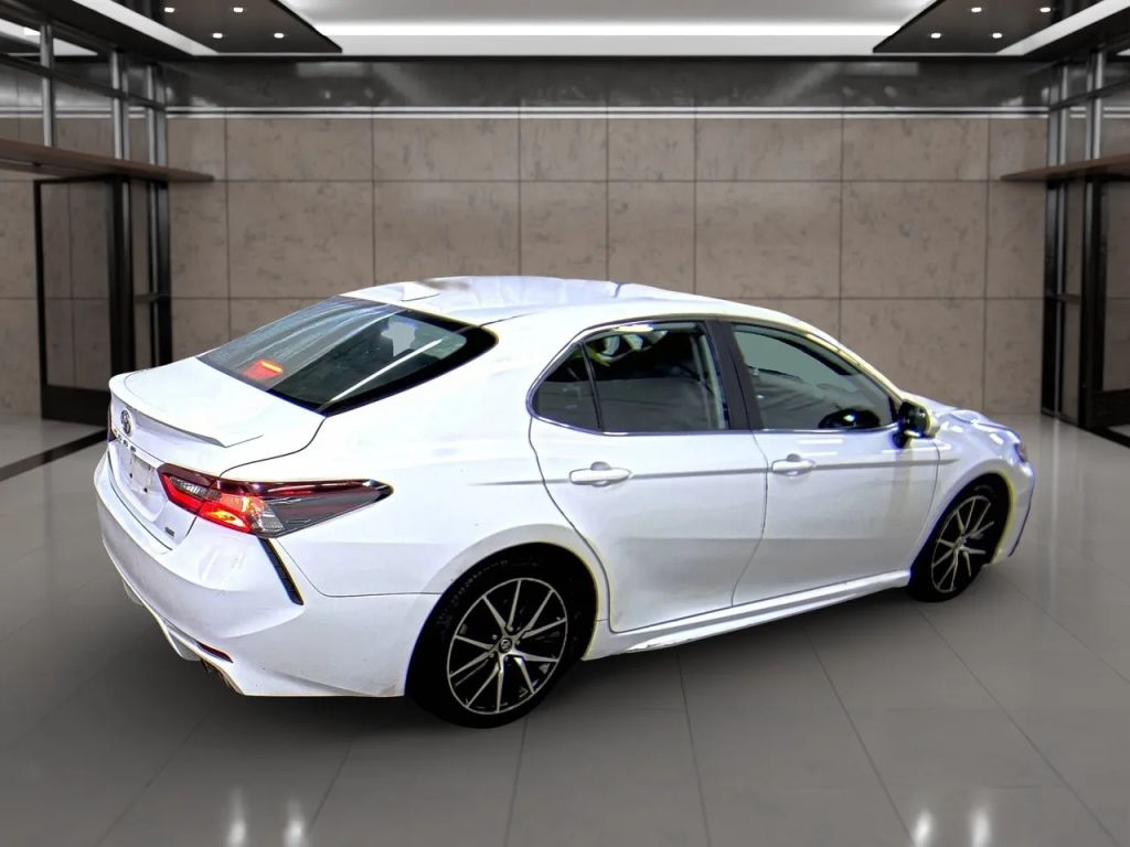 toyota camry 2021 4T1G11AK5MU610472 image toyota camry 2021 4T1G11AK5MU610472 image