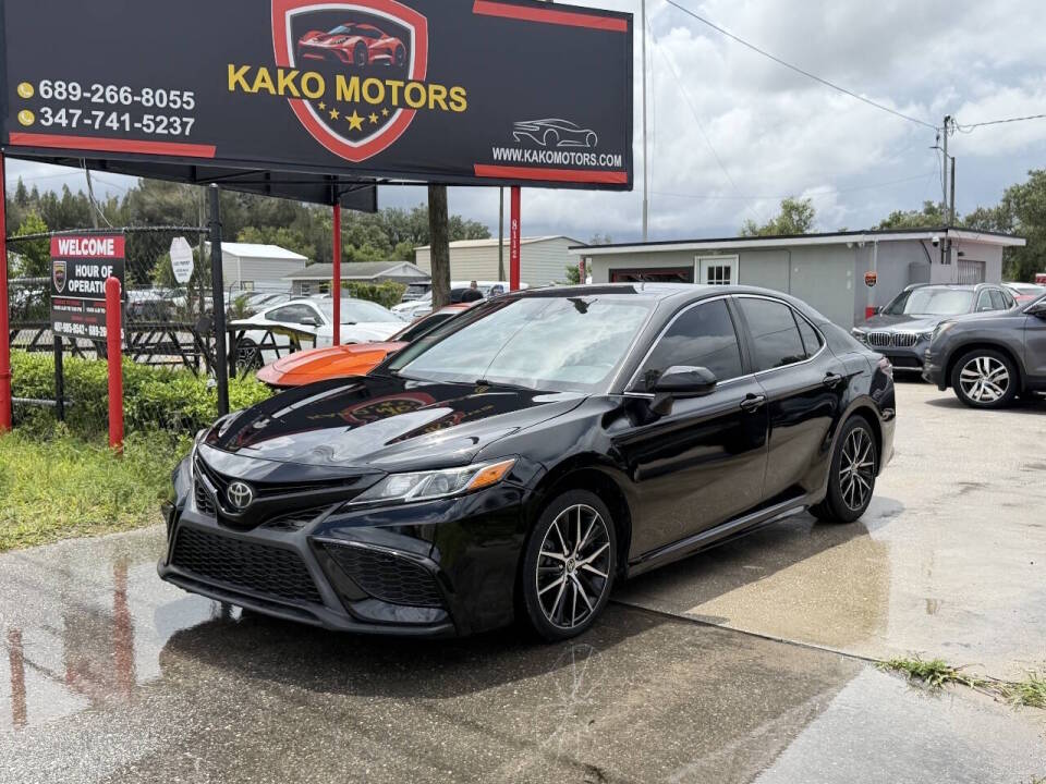 toyota camry 2021 4T1G11AK2MU475273 image