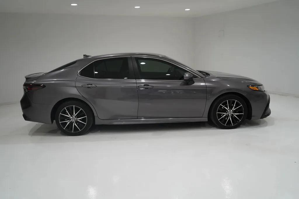toyota camry 2021 4T1G11AK0MU605535 image toyota camry 2021 4T1G11AK0MU605535 image