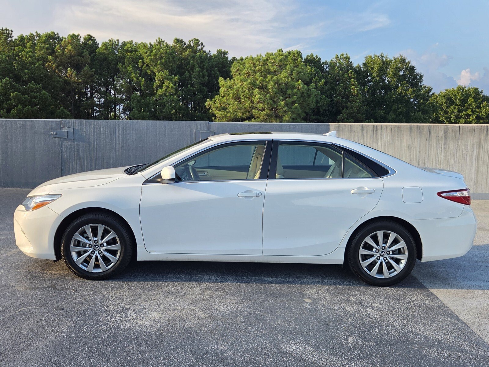 toyota camry 2017 4T1BF1FK6HU772329 image toyota camry 2017 4T1BF1FK6HU772329 image