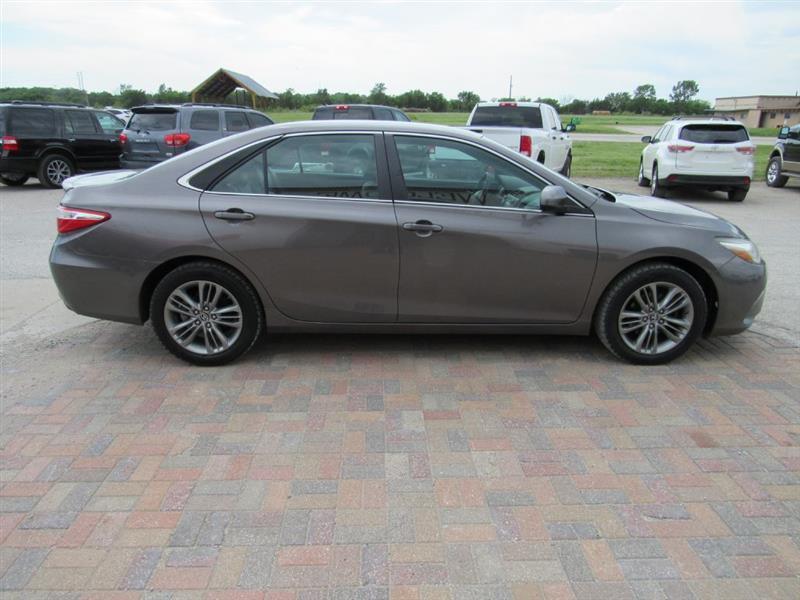 toyota camry 2017 4T1BF1FK3HU639303 image toyota camry 2017 4T1BF1FK3HU639303 image