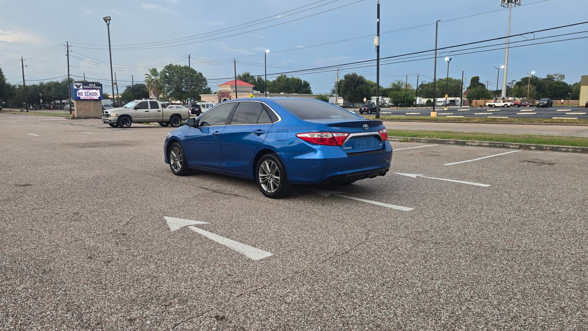 toyota camry 2017 4T1BF1FK5HU675851 image toyota camry 2017 4T1BF1FK5HU675851 image