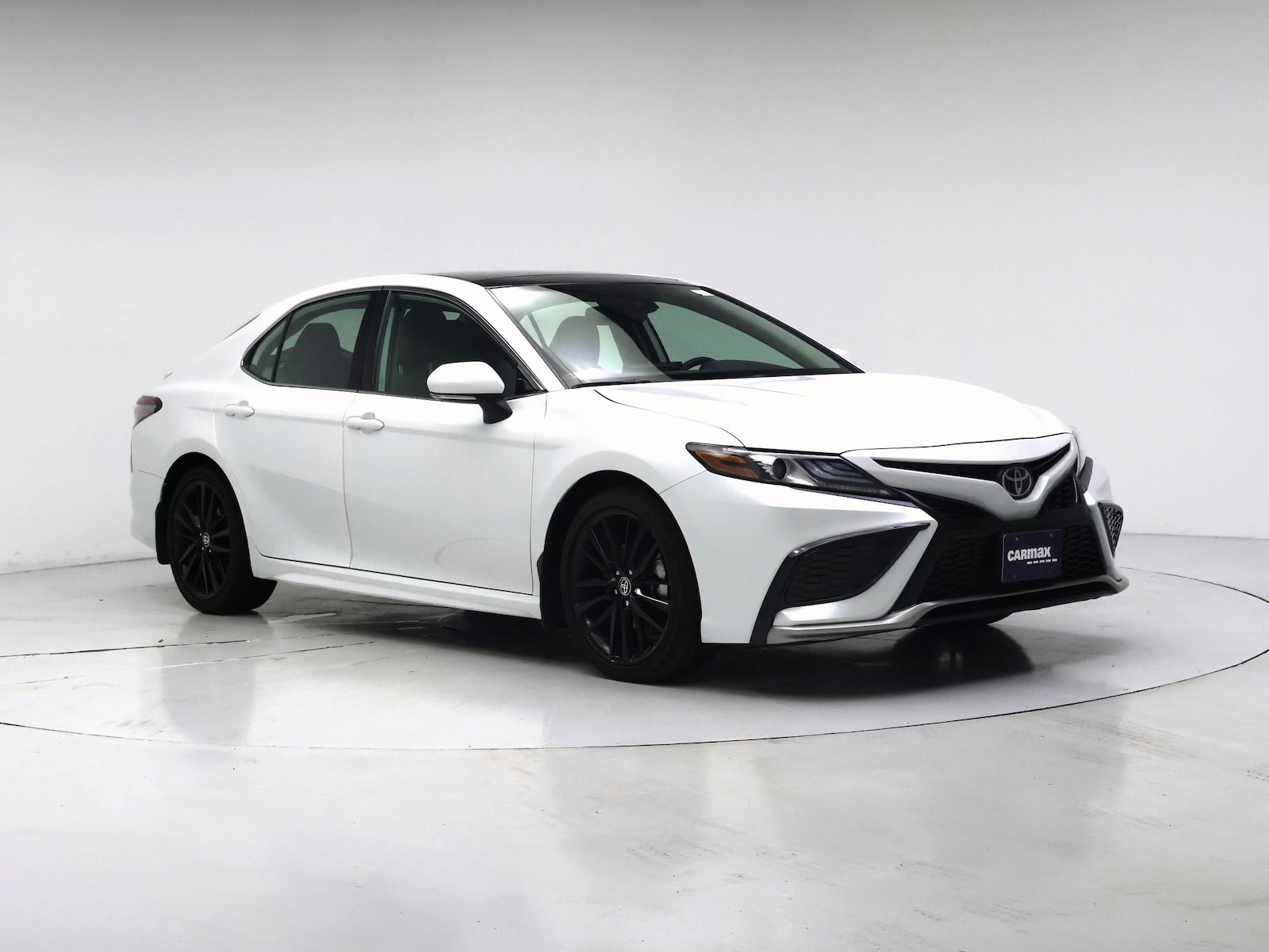 toyota camry 2024 4T1K61BK1RU118393 image