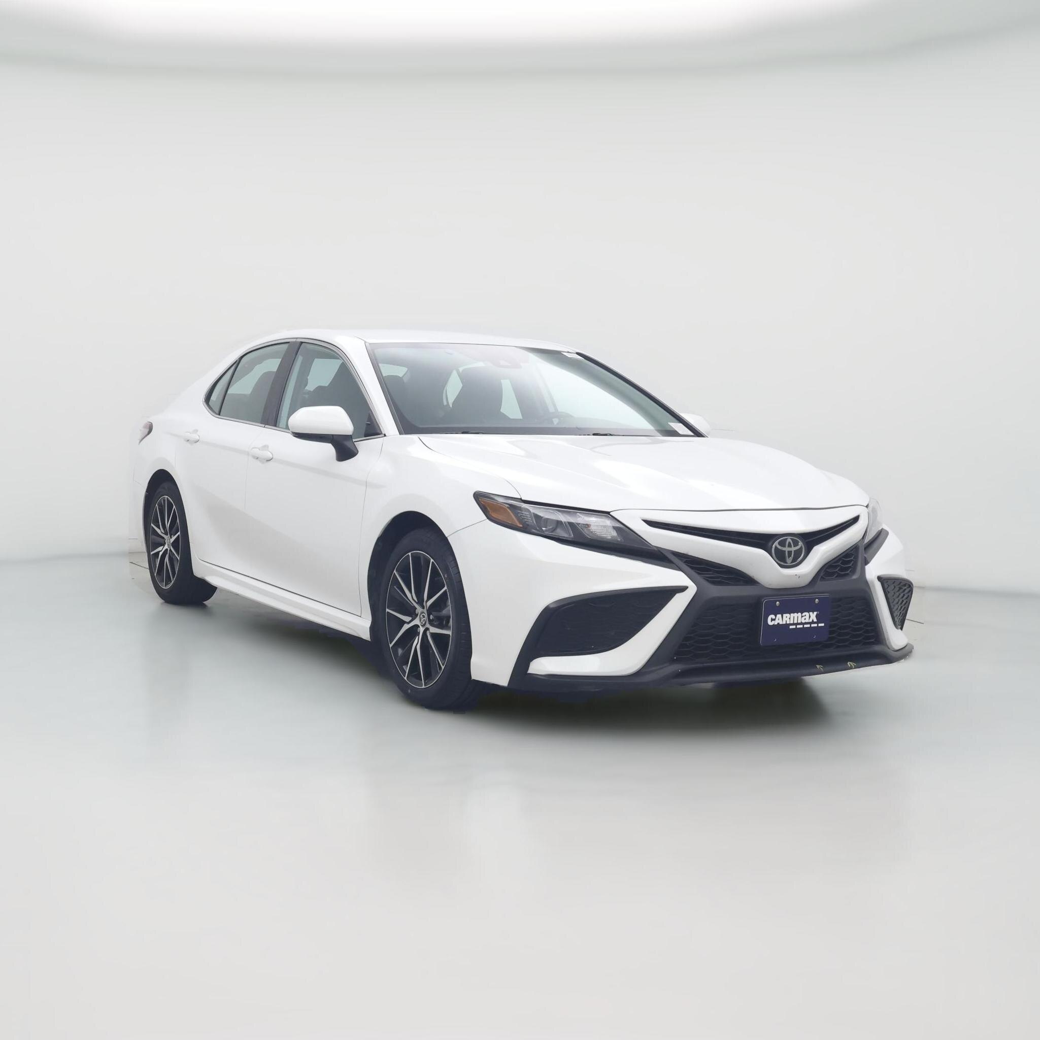 toyota camry 2024 4T1G11AK6RU192902 image