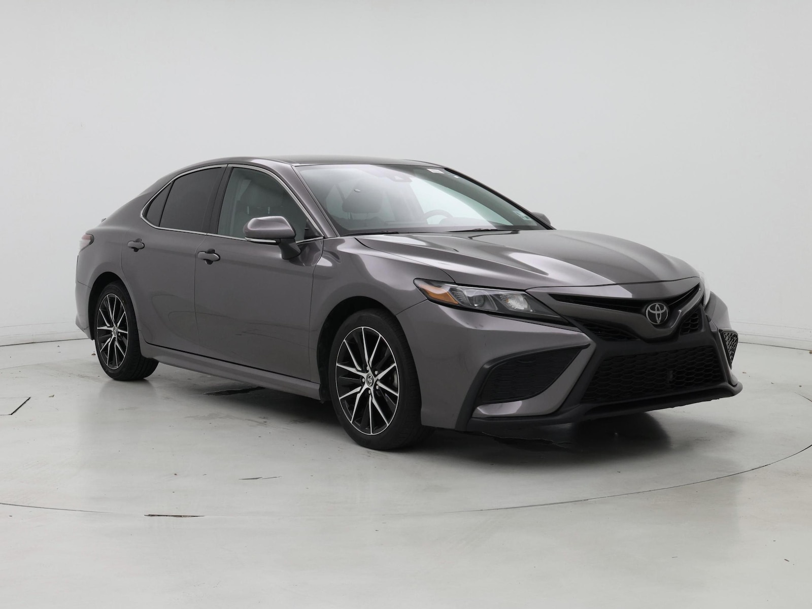 toyota camry 2024 4T1G11AK9RU886533 image