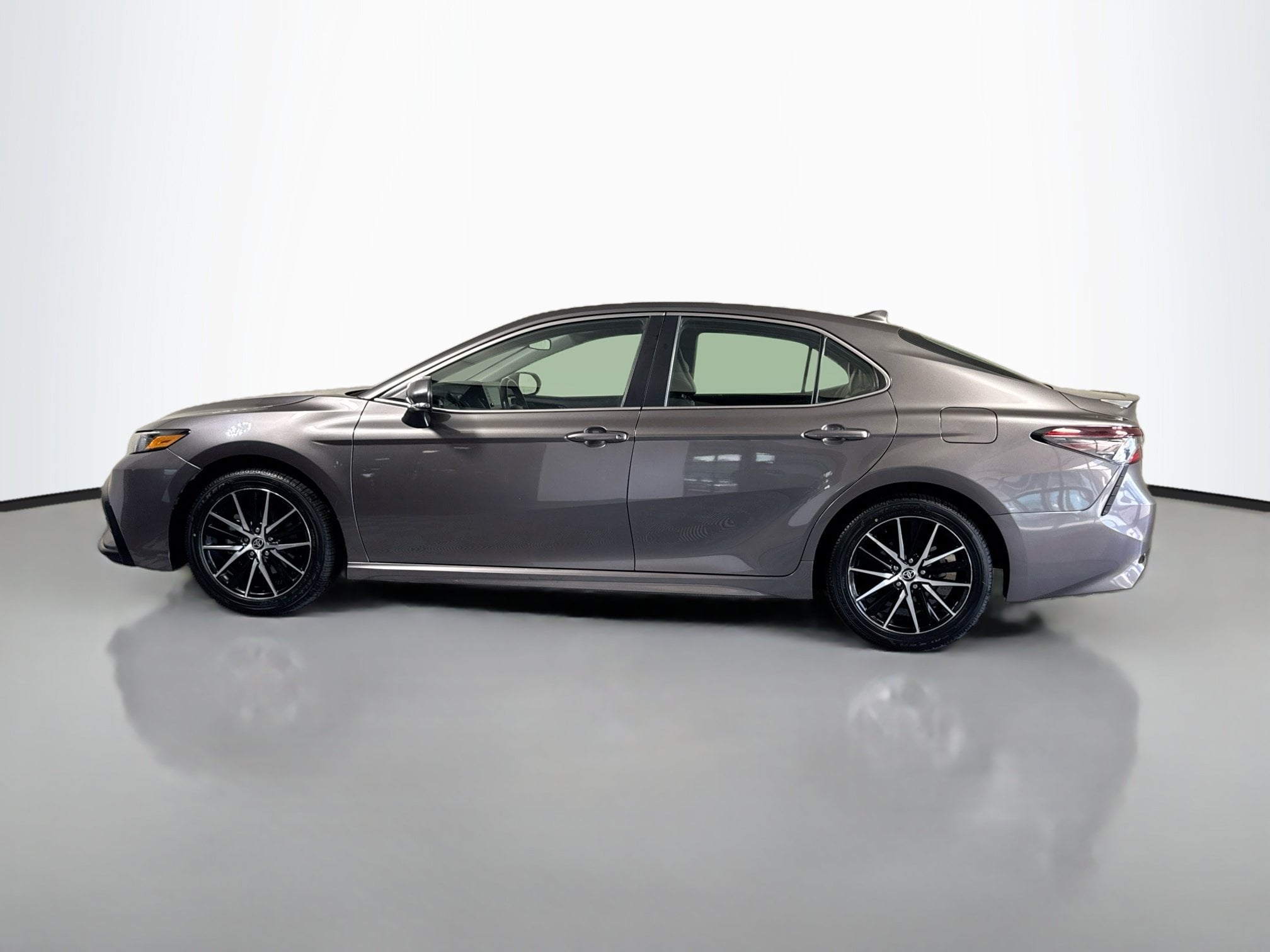 toyota camry 2024 4T1G11AK4RU908177 image toyota camry 2024 4T1G11AK4RU908177 image